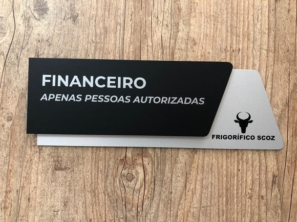 Restaurantes e Hotéis